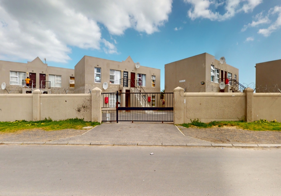 2 Bedroom Property for Sale in Southfork Western Cape